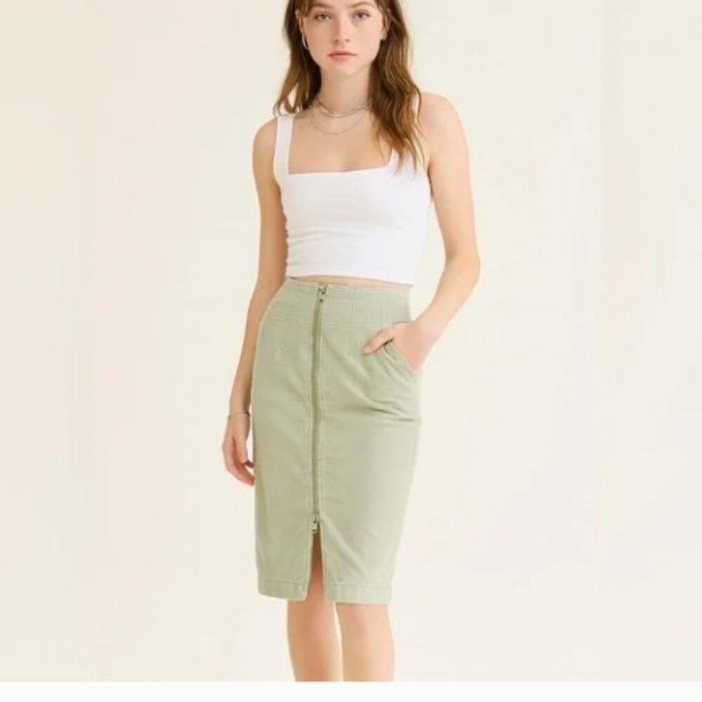 Free People “I Want It All” Corduroy Zip Skirt Women’s 26 **CREAM COLOR**